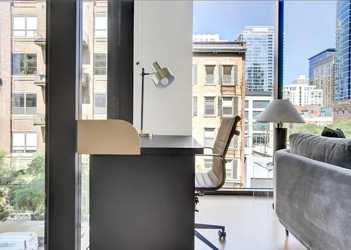 River N 1br W Gym Pool Wd Nr Mag Mile Chi-440 Апартаменты