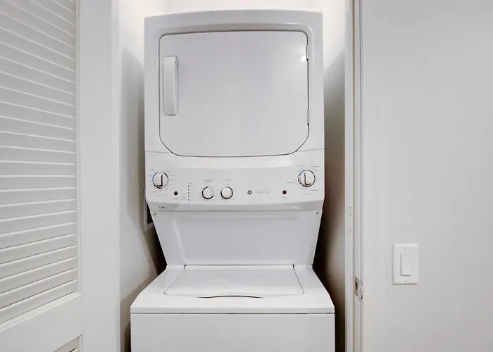 Апартаменты River N 1br W Gym Pool Wd Nr Mag Mile Chi-440 Чикаго