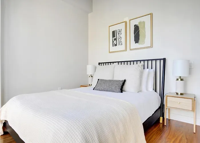 River N 1br W Gym Pool Wd Nr Mag Mile Chi-440 Апартаменты Чикаго
